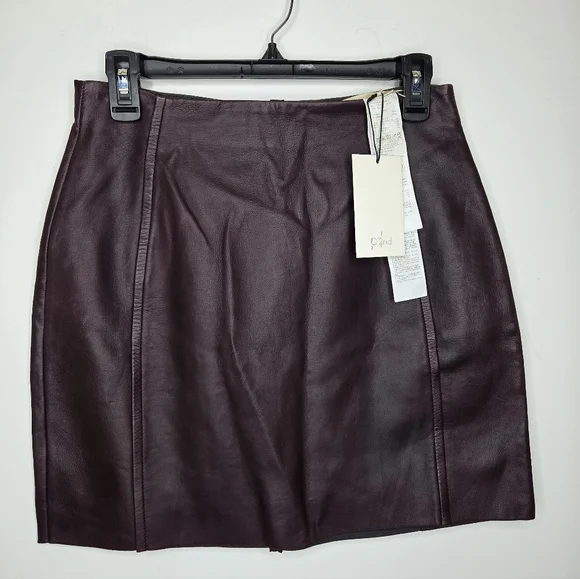 O'2nd Size 6 Rich Burgundy Sheep Skin Leather Mini Skirt - Picture 1 of 12